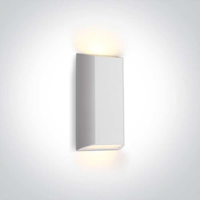 67512/W/V WHITE WALL LIGHT 8W CCTV IP65 230V