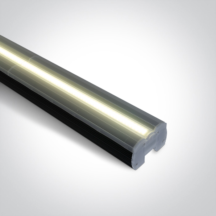 38100C/B/V BLACK LINEAR CCTV 60W PV 230V CONNECTABLE